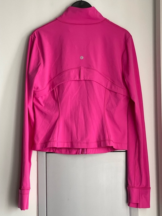 NWOT LULULEMON Define Cropped Jacket - Bright Pink - Picture 5 of 10
